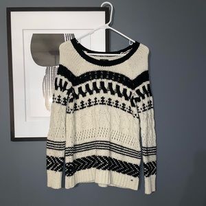 American Eagle Black and White Knit Sweater Size XS